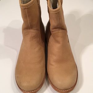 GAP boots